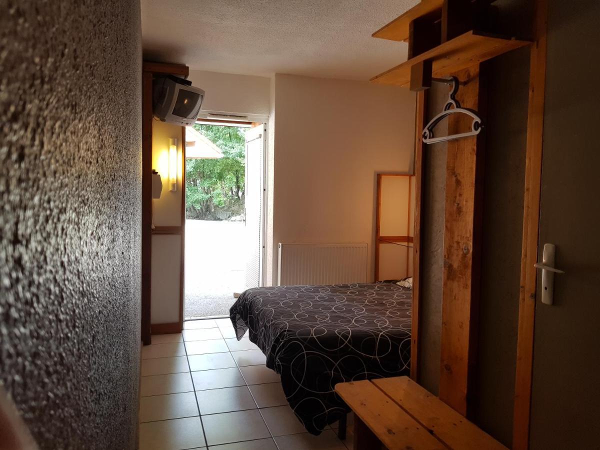 Hotel Eco Logis Espace Bellevue Séméac Zewnętrze zdjęcie